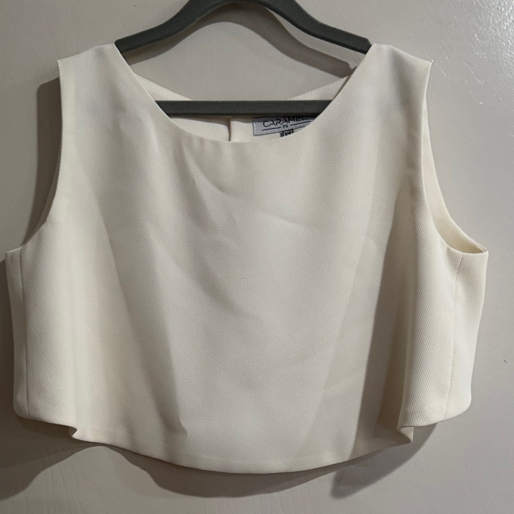 Caramel Elegant Cream Sleeveless backless Top